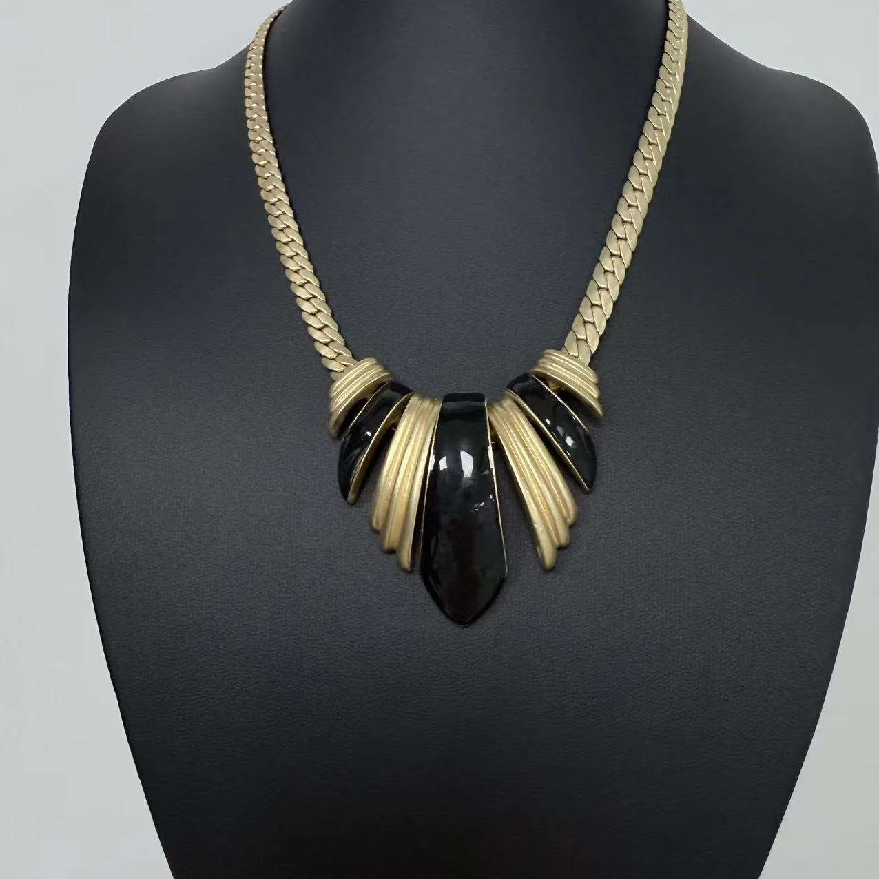 Hot Retro Black Gold Inverted Triangle Copper Alloy Snake Bone Chain Temperament Women with Cuban Chain Gold Pendant Necklace view 2