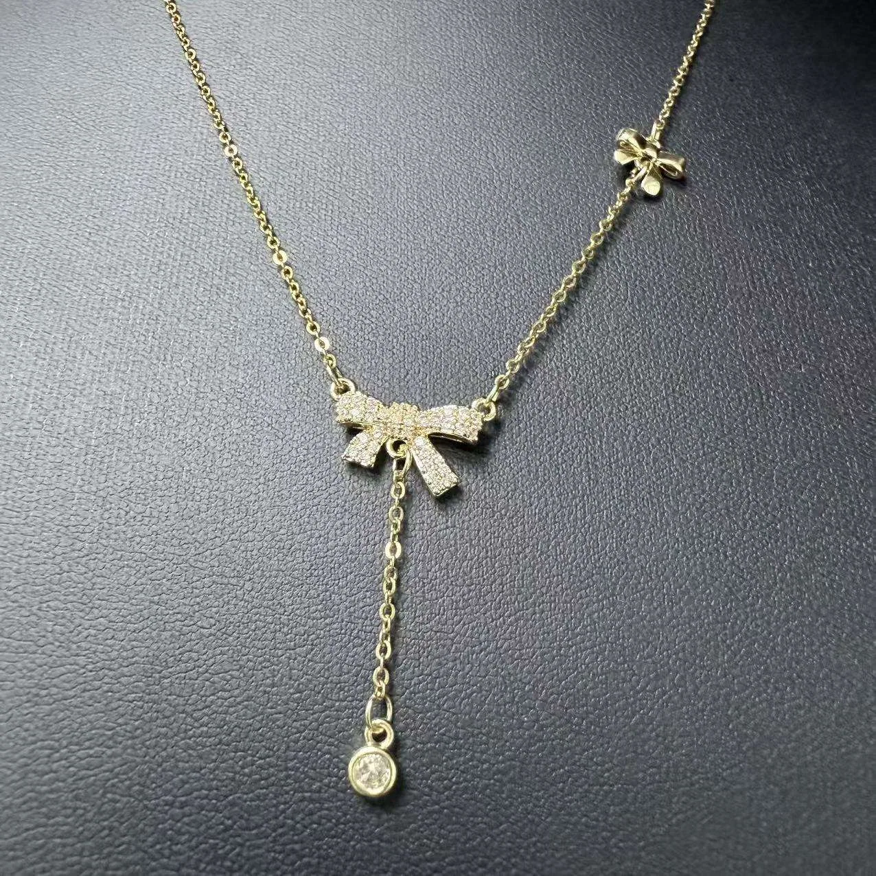 Fashion Luxury Gold Alloy Gold Plated Bow Pendant Necklace Women Classic Thin Chains Necklace Jewelry