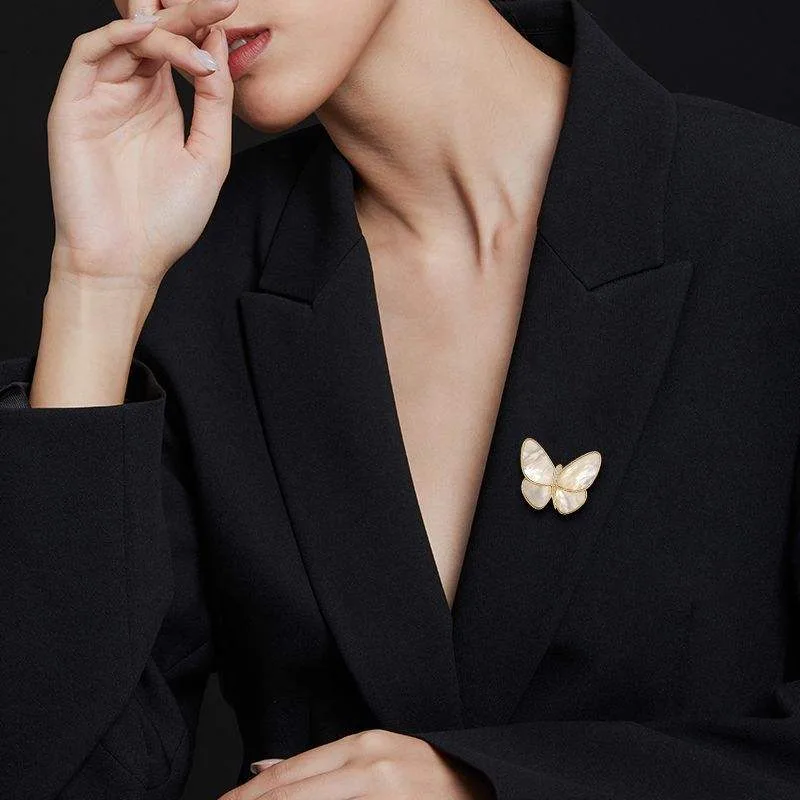 Fritillaria Butterfly Fashion Brooch Elegant Jewelry for Ladies Men Wholesale Jewelry Anti-Exposure Pin for Wedding Party Suit view 3